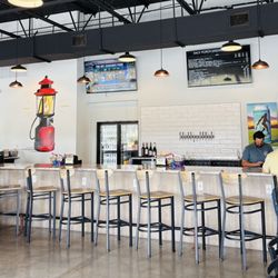 Back Porch Brewing - The bar