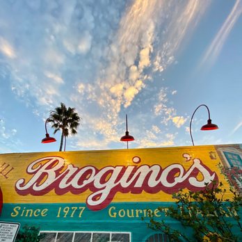 Brogino's - Labor Day weekend, 2022. - Pizza Near Me - Redondo Beach, California