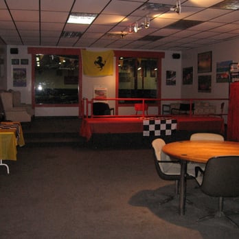 Kart-O-Mania - Conference room - Go Karts Near Me - Montreal, Quebec Kart-O-Mania - Conference room - Go Karts Near Me - Montreal, Quebec