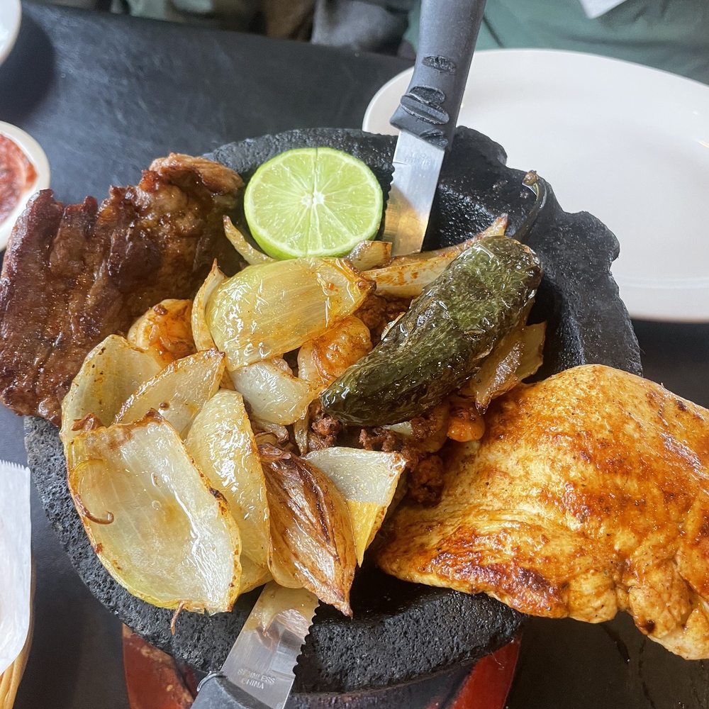 2 Amigos - Molcajete for 1 - Mexican Near Me - Kingston, Georgia