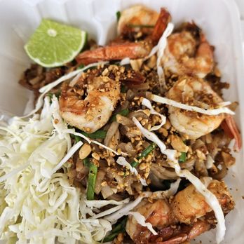 Thai Elephant - shrimp, rice, and vegetables in a styrofoam container - Thai Near Me - Hanalei, Hawaii