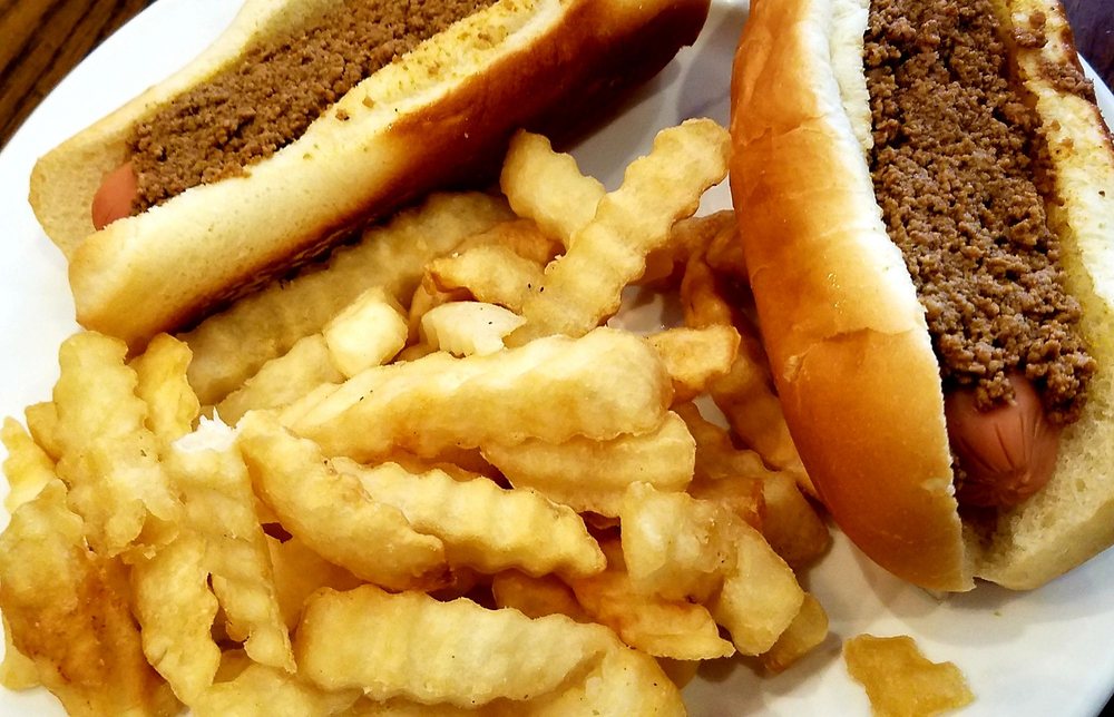 ROYAL LUNCH Updated September 2024 11 Photos & 18 Reviews 103 N Tennessee Ave, LaFollette