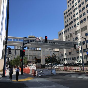 Central Courthouse - Bridge to the old courthouse. - Courthouses Near Me - San Diego, California