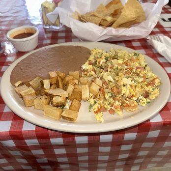 Bigotes - Huevos Ala Mexicana - Mexican Near Me - Arlington, Texas
