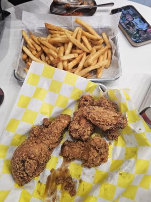 Don Chicken Manhattan / 돈치킨 맨해튼 by null