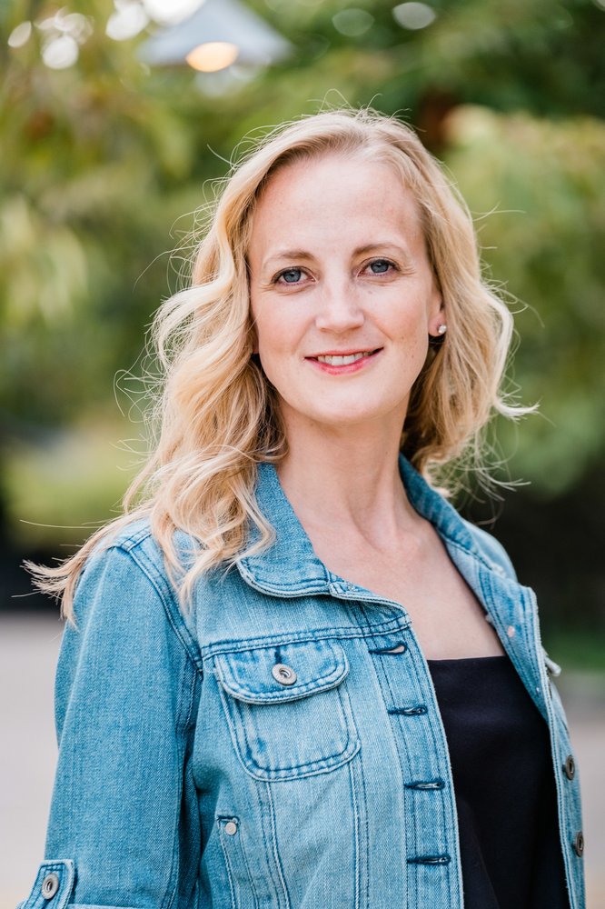 LAUREN HAZELETT Updated May 2024 Tigard, Oregon Real Estate