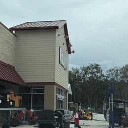 Exterior photo of Tractor Supply - North Charleston, South Carolina Exterior photo of Tractor Supply - North Charleston, South Carolina