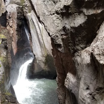 Box Canyon Waterfall and Park - Parks Near Me