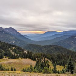 Hurricane Ridge - Klahhane Ridge Trail | Instagram: @telephonesmoothie