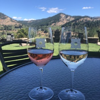 Silvara Cellars - SILVARA  huckleberry and white - Wine Tasting Room Near Me - Leavenworth, Washington