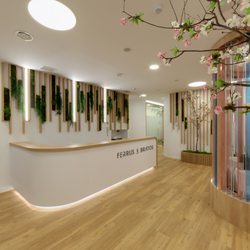 Clínica Dental Ferrus & Bratos