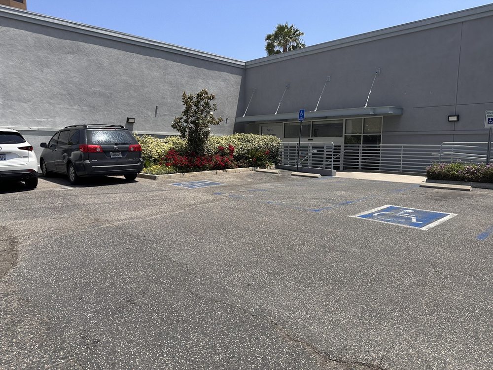 FEDEX OFFICE PRINT & SHIP CENTER - Updated August 2025 - 43 Photos & 292 Reviews - 855 E ...