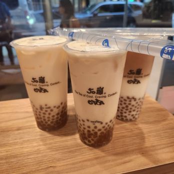 FIFTYLAN Koreatown - Green milk tea, golden bubble milk tea, ceylon tea latte - Bubble Tea Near Me - New York, New York FIFTYLAN Koreatown - Green milk tea, golden bubble milk tea, ceylon tea latte - Bubble Tea Near Me - New York, New York