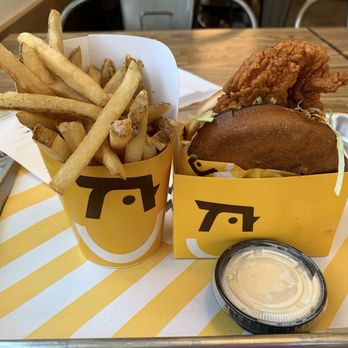 Starbird Chicken - Nashville hot sandwich. It's hot, but not enough to stop me from eating it. - Chicken Shop Near Me - Torrance, California