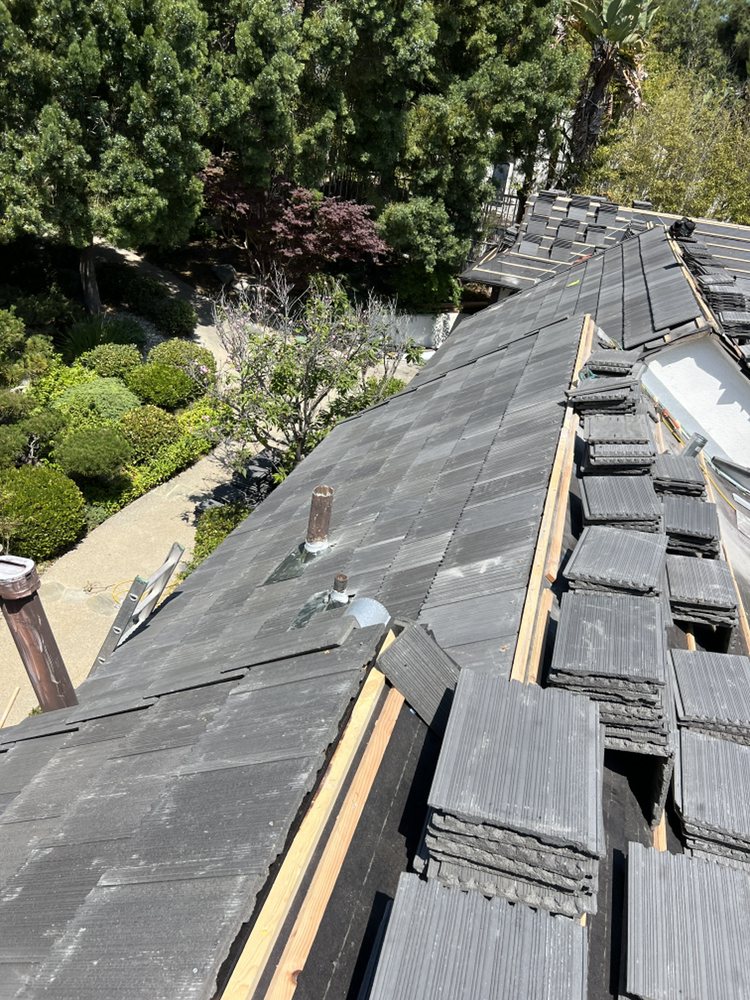 Slide of A&G New Generation Roofing