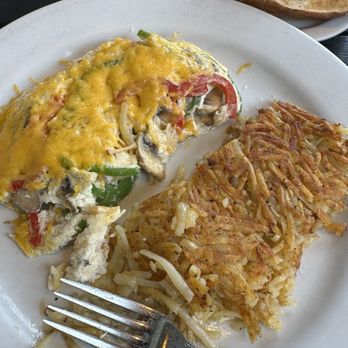 Bea Bea's - 2nd time making my omelette and still no basil. It was a disaster for something that was so simple. - Coffee & Tea Near Me - Burbank, California