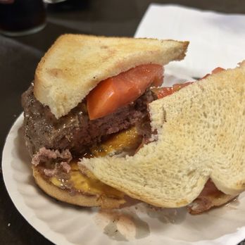 Louis' Lunch - Cheeseburger with tomato on toasted bread - Burgers Near Me - New Haven, Connecticut Louis' Lunch - Cheeseburger with tomato on toasted bread - Burgers Near Me - New Haven, Connecticut