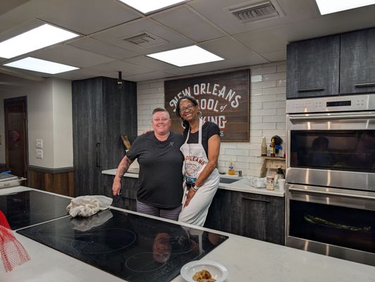 New Orleans School of Cooking by null