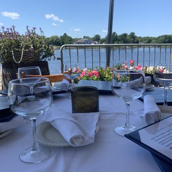 Hurricane Restaurant - View - Seafood Near Me - Kennebunkport, Maine Hurricane Restaurant - View - Seafood Near Me - Kennebunkport, Maine