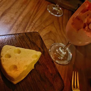 Mini Bar de José Avillez - "Cheesecake" - Gastropubs Near Me - Lisbon, 11 Mini Bar de José Avillez - "Cheesecake" - Gastropubs Near Me - Lisbon, 11