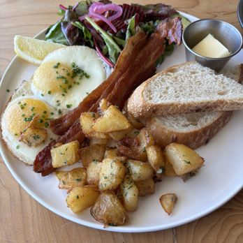 Greenhouse Penryn - Classic breakfast - Salad Near Me - Penryn, California