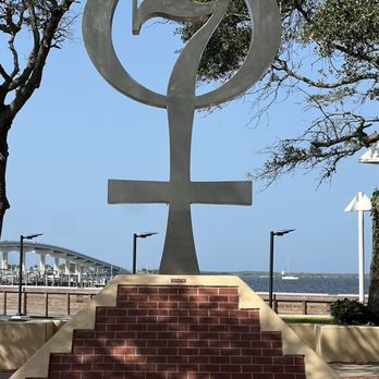 Mercury Monument - Landmarks & Historical Buildings Near Me Mercury Monument - Landmarks & Historical Buildings Near Me