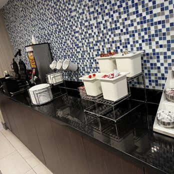 La Quinta - Hotels Near Me - Aberdeen, Maryland