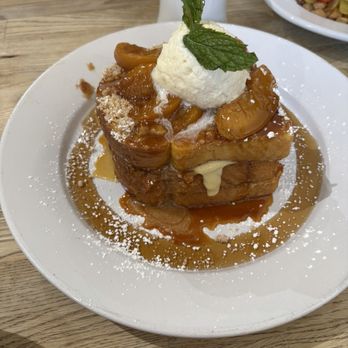 Green Eggs Cafe - Peach Cobbler French Toast - Breakfast & Brunch Near Me - Philadelphia, Pennsylvania Green Eggs Cafe - Peach Cobbler French Toast - Breakfast & Brunch Near Me - Philadelphia, Pennsylvania