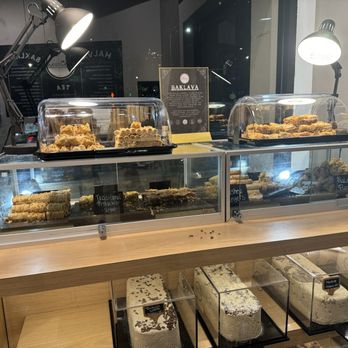 SumSum - Baklava - Desserts Near Me - Honolulu, Hawaii SumSum - Baklava - Desserts Near Me - Honolulu, Hawaii