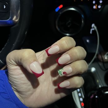 Nails Lounge by the Sea - Ni did amazing!!! She's the best gel x there is! Love coming here and the vibe is so relaxing!! best winter nails ever, will be back - Nail Salons Near Me - Dana Point, California