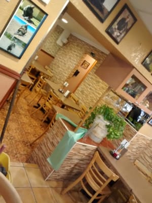 La Criollita Cafeteria by null