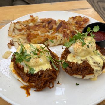 Poached Neighborhood Kitchen - Short rib egg benny - Breakfast & Brunch Near Me - Downey, California Poached Neighborhood Kitchen - Short rib egg benny - Breakfast & Brunch Near Me - Downey, California