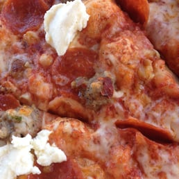 New Yorker Pizza