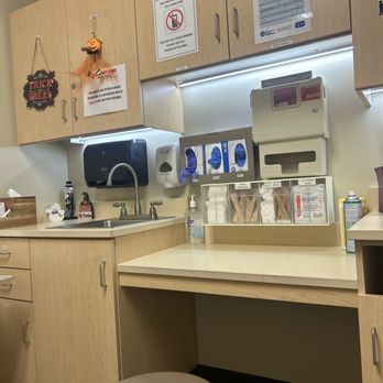 8-2-8 Urgent care - Very neat and clean! - Urgent Care Near Me - Oceanside, California 8-2-8 Urgent care - Very neat and clean! - Urgent Care Near Me - Oceanside, California