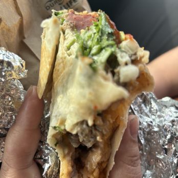 Nikos Tacos - Steak burrito, mid at best - Tacos Near Me - Roseville Ca, California Nikos Tacos - Steak burrito, mid at best - Tacos Near Me - Roseville Ca, California