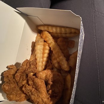 Zaxbys - Chicken Wings Near Me - Norcross, Georgia