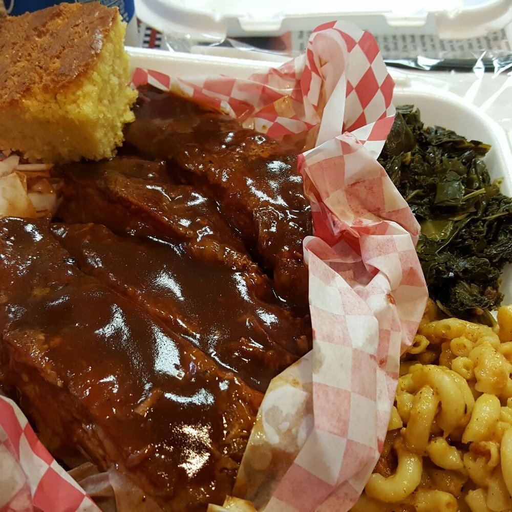 Emma's BBQ - My dinner combo again with the cornbread (4/1/17) - Southern Near Me - Seattle, Washington Emma's BBQ - My dinner combo again with the cornbread (4/1/17) - Southern Near Me - Seattle, Washington