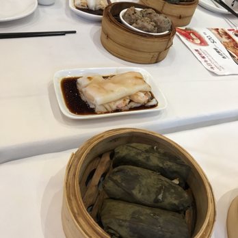 Royal Queen Restaurant - Chicken and rice in banana leaf, shrimp rice noodle, beef meatball - Dim Sum Near Me - Flushing, New York