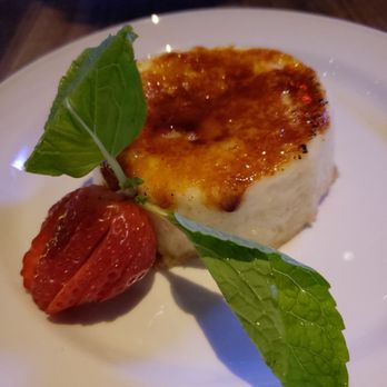 Yard House - Cheesecake brulee - Vegetarian Near Me - Gaithersburg, Maryland Yard House - Cheesecake brulee - Vegetarian Near Me - Gaithersburg, Maryland