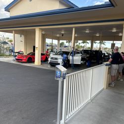 Paradise Car Wash- Tradition