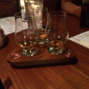 MacLaomainn's Scottish Pub - A scotch flight - Pubs Near Me - Chester, Vermont MacLaomainn's Scottish Pub - A scotch flight - Pubs Near Me - Chester, Vermont