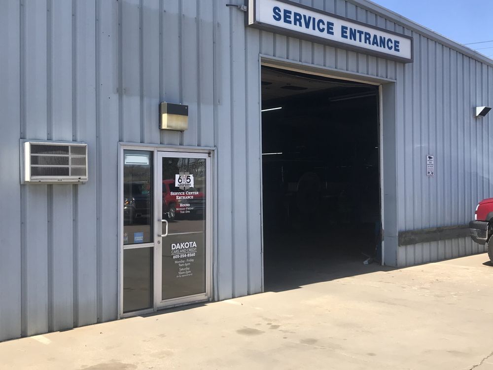 605 AUTOMOTIVE Updated October 2024 18 Photos 1700 N Minnesota