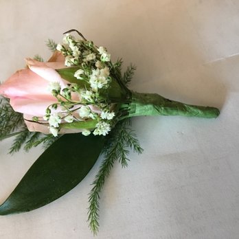 Crystal Gardens Florist - Look at the simplicity of the lap flower. The flower was in optimal condition when received. The pict. was taken later. - Florists Near Me - Poway, California Crystal Gardens Florist - Look at the simplicity of the lap flower. The flower was in optimal condition when received. The pict. was taken later. - Florists Near Me - Poway, California