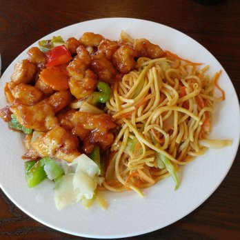 Z's Kitchen - General chicken and chow mein! Best dish on the menu! Give this mom and pop gormet asian restaurant a shot! 3138 E. Chapman Ave 92869. - Asian Fusion Near Me - Orange, California Z's Kitchen - General chicken and chow mein! Best dish on the menu! Give this mom and pop gormet asian restaurant a shot! 3138 E. Chapman Ave 92869. - Asian Fusion Near Me - Orange, California