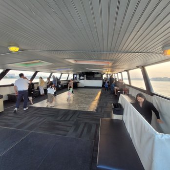 Skyline Cruises - Top Deck - Boat Charters Near Me - Flushing, New York