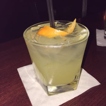 Summit Grill - The Refresher - Svedka Citron Stiegl Grapefruit Radler FreshLemon Juice, Simple Syrup - Bars Near Me - Kansas City, Missouri Summit Grill - The Refresher - Svedka Citron Stiegl Grapefruit Radler FreshLemon Juice, Simple Syrup - Bars Near Me - Kansas City, Missouri