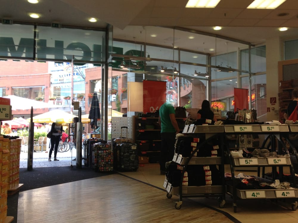 DEICHMANN Shoe Stores Mühlenplatz 1, Solingen, NordrheinWestfalen