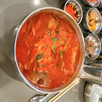 Tofu Plus - Spicy beef noodle soup with king dumpling - Korean Near Me - Cupertino, California Tofu Plus - Spicy beef noodle soup with king dumpling - Korean Near Me - Cupertino, California