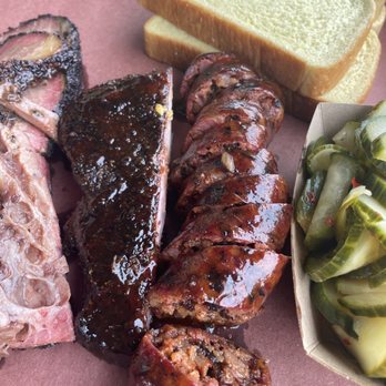 la Barbecue - Barbeque Near Me - Austin, Texas