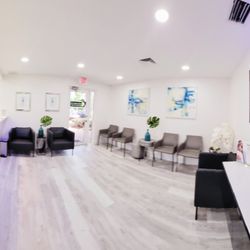 Victor Cantero, MD FACOG FACS - Comprehensive Women's Center - Dr Victor Cantero OBGYN nerd Weston Florida 33329